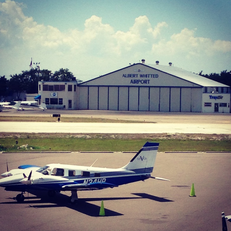 This is the view from the restaurant where we stopped for lunch/beer. It's my favoritest airport in the entire world, because it's where my dad used to fly me around from when I was a kid. Ah, nostalgia. 